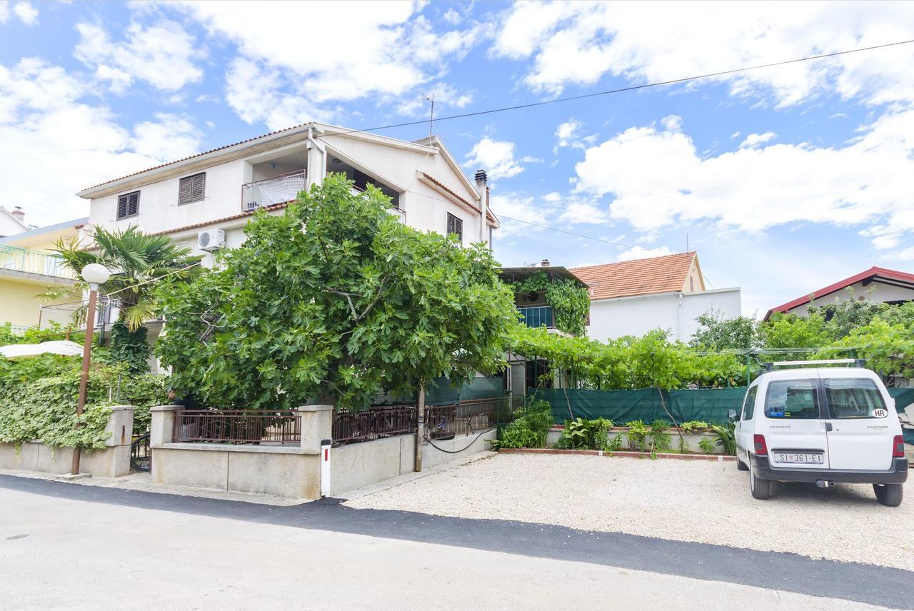 Apartments Amalija Vodice Dış mekan fotoğraf