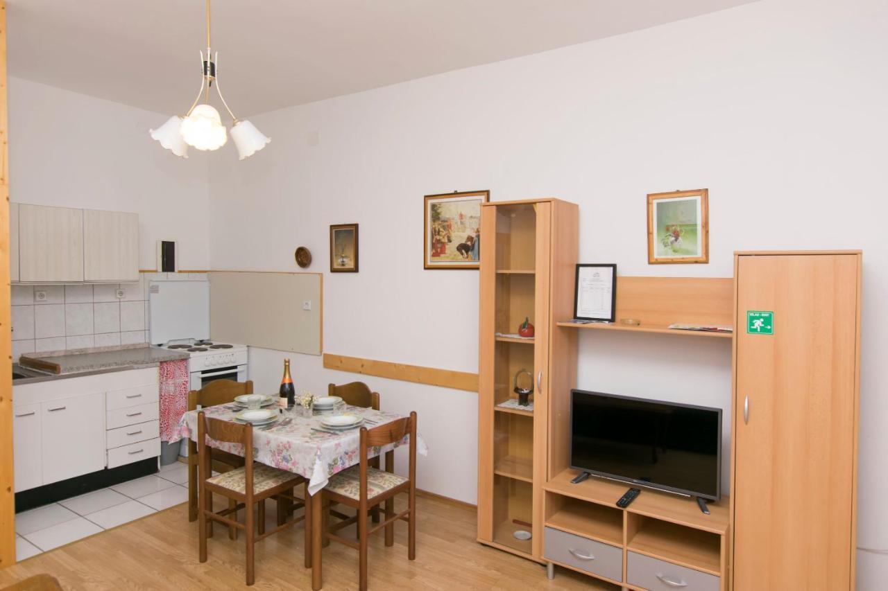 Apartments Amalija Vodice Dış mekan fotoğraf